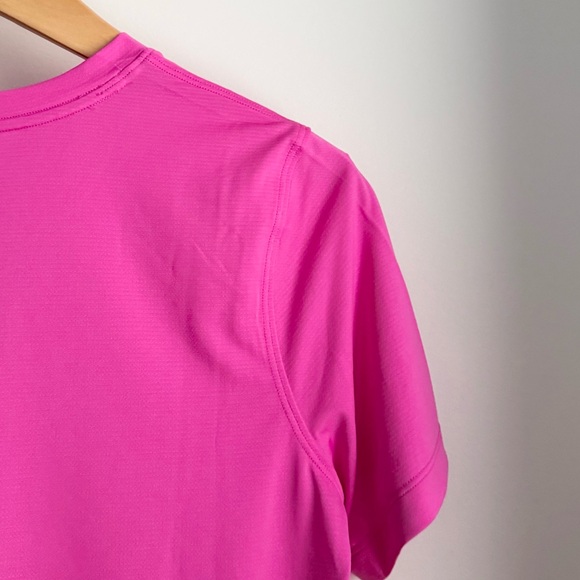 lululemon ultralight waist length t-shirt - Picture 9 of 16